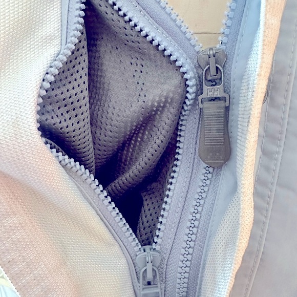 Helly Hansen Gray and Blue Ski Jacket with Hood L - Picture 6 of 13